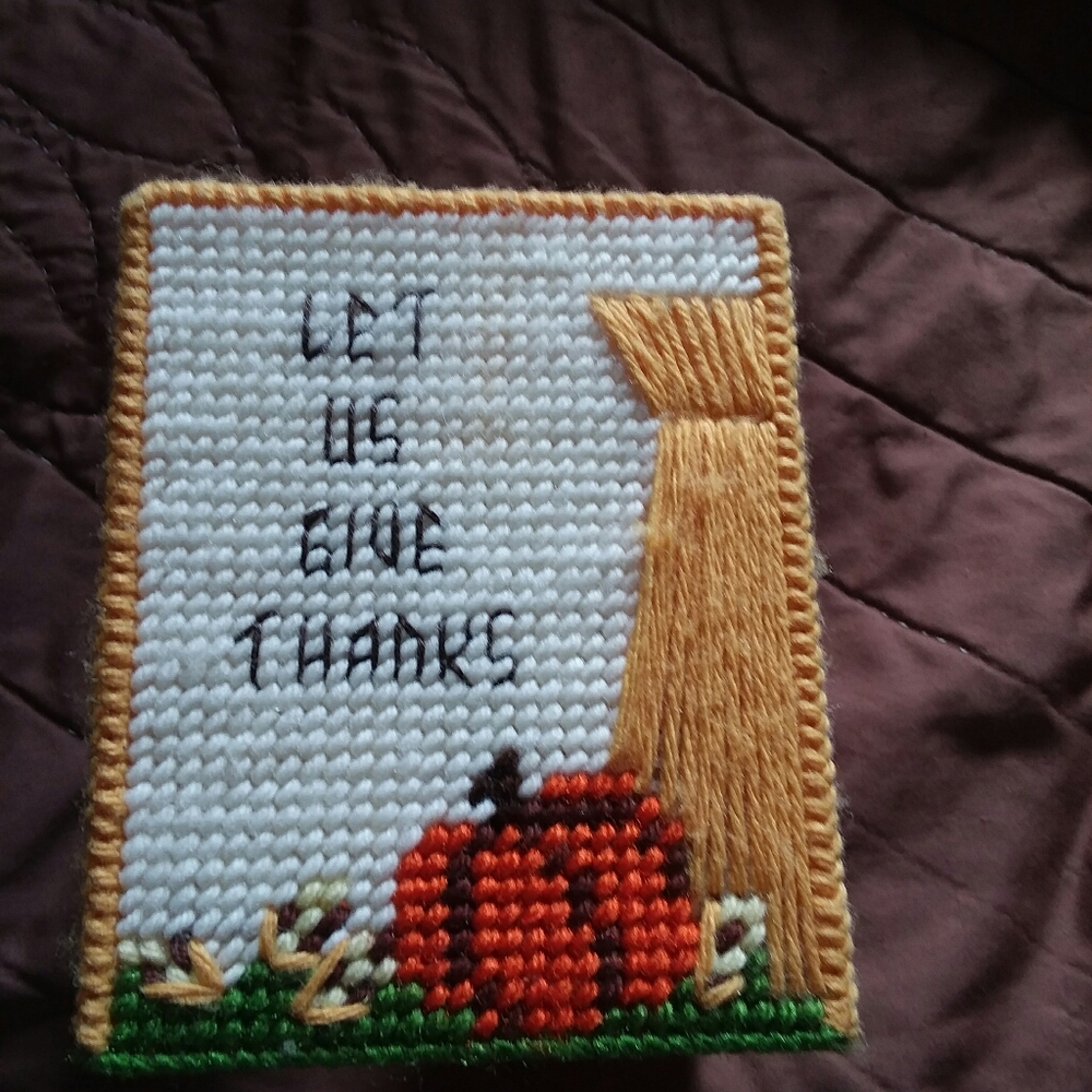 Hand crafted tissue holder